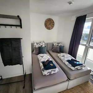  Apartment Cozy Mit Wifi, Aufzug & Kostenlos Parken El-living