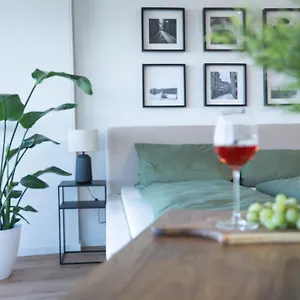 Helles Mit Tollem Blick Ueber Apartment